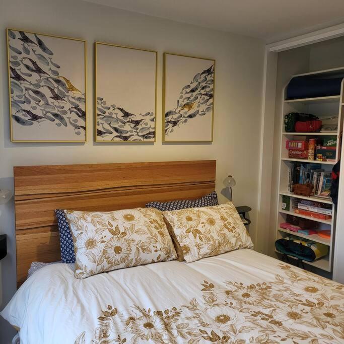 Barefoot House Pegasus Nz Holiday home *