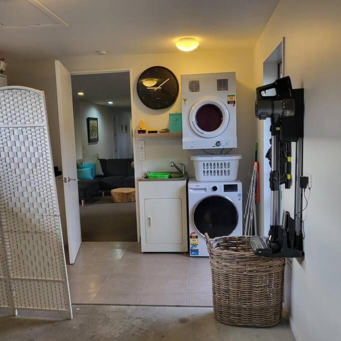 Holiday home Barefoot House Pegasus Nz *