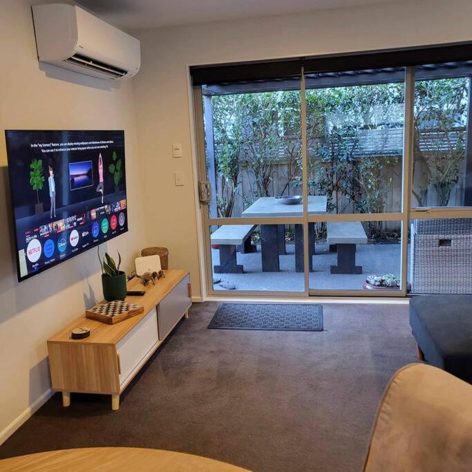 Barefoot House Pegasus Nz Holiday home