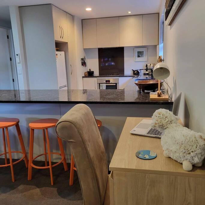 Barefoot House Pegasus Nz Holiday home *