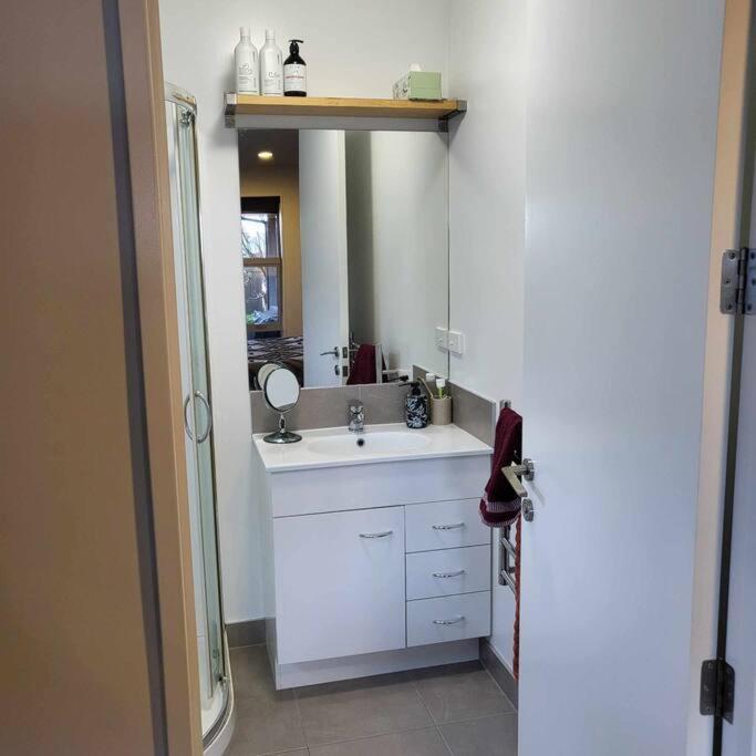 Barefoot House Pegasus Nz * Waikuku