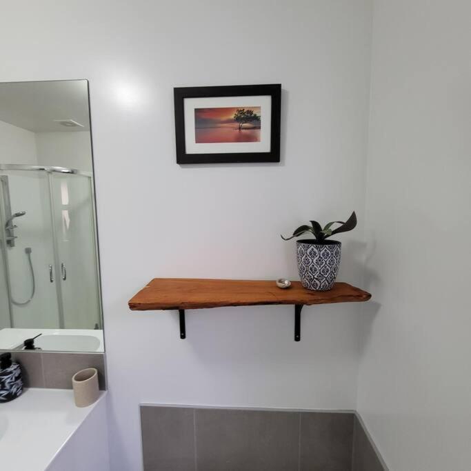 Barefoot House Pegasus Nz